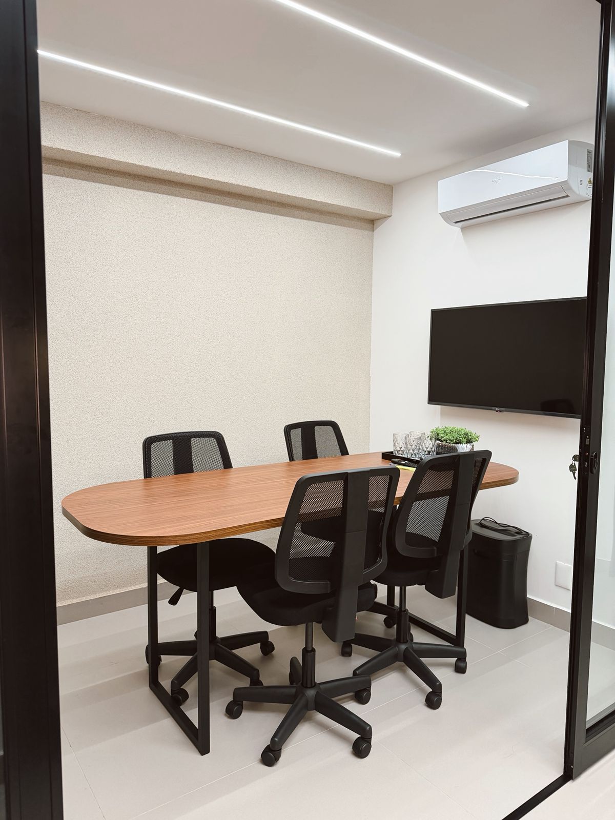 Sala de reunião — Bárbara Freire Advocacia
